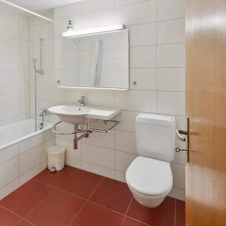 Mountain Whisper-4 Pers. Apartment *